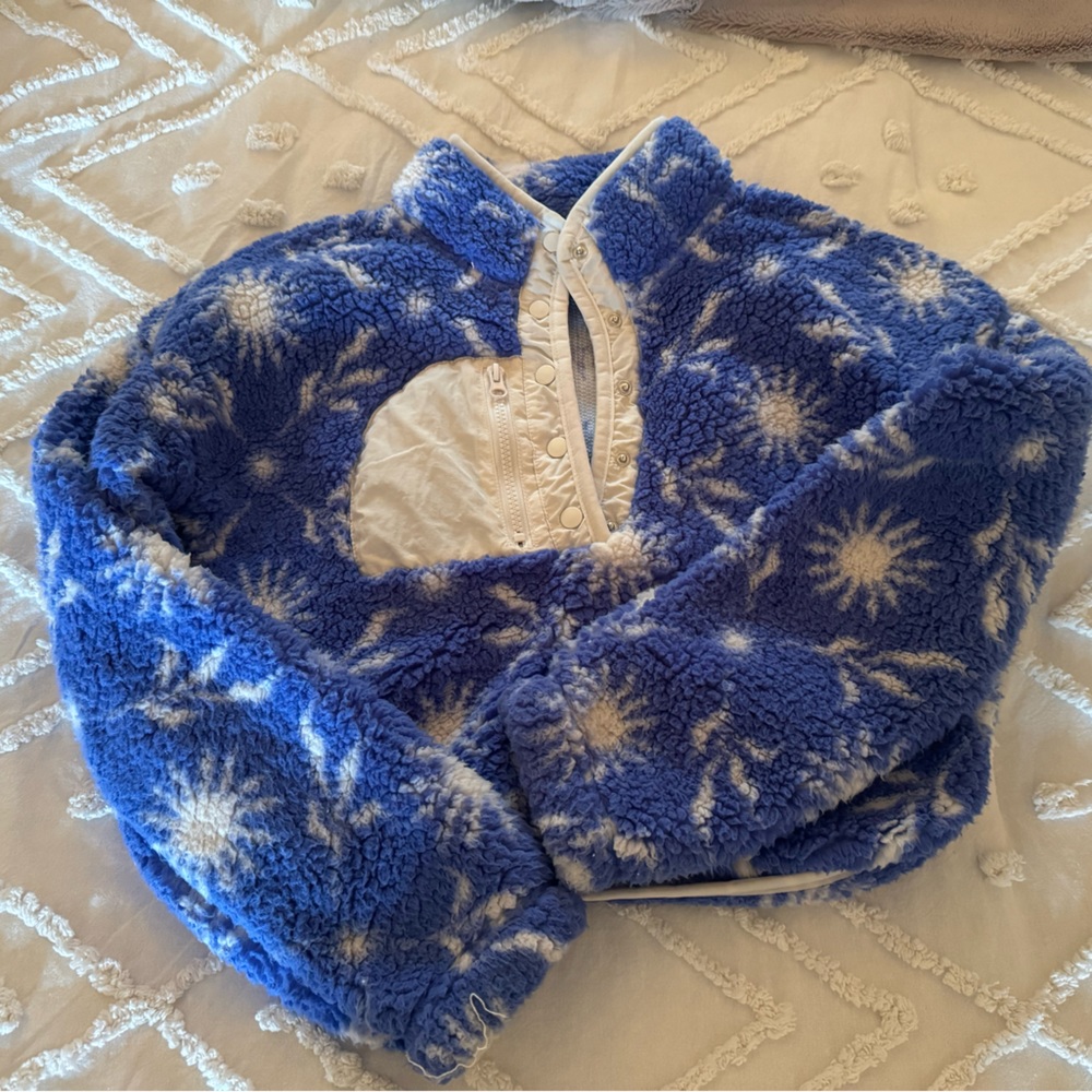 PAC sun crop sweater